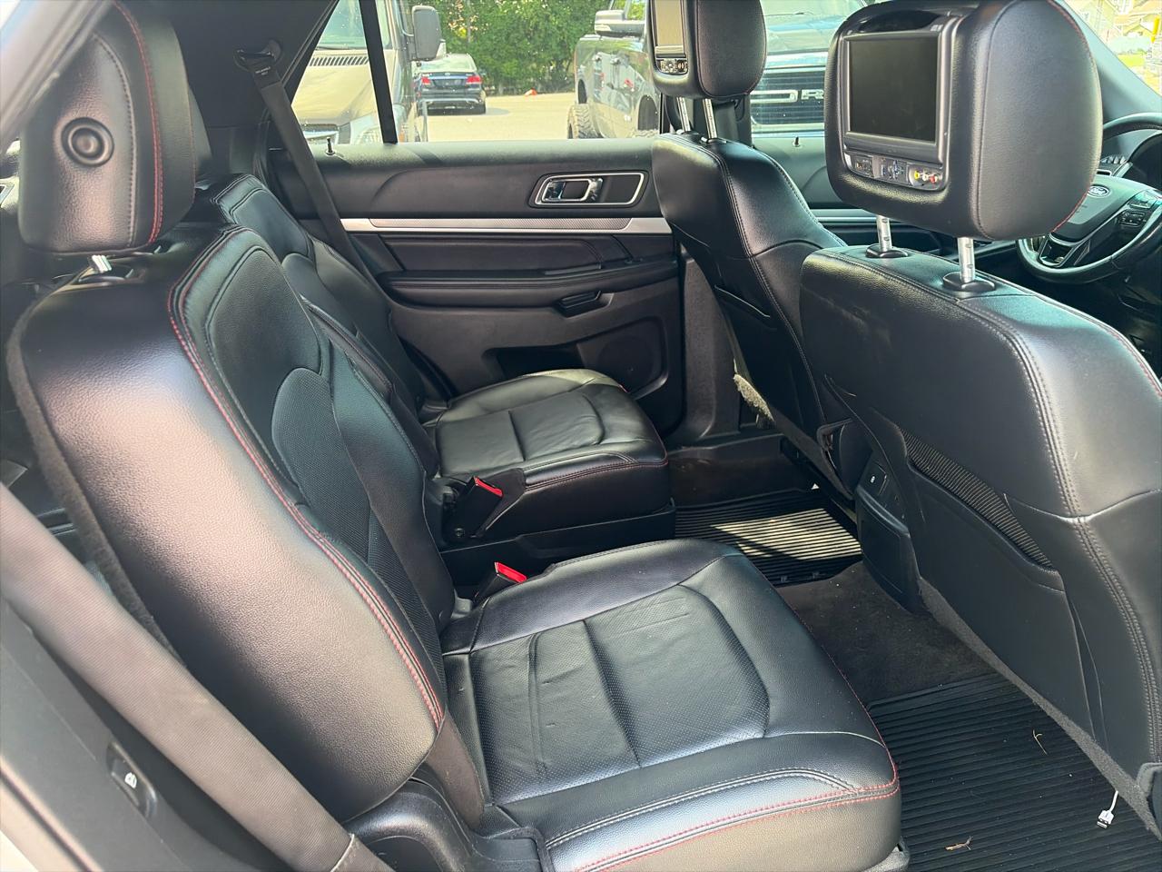 Ford Explorer Sport 4WD 2016