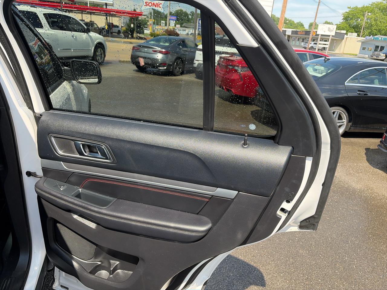 Ford Explorer Sport 4WD 2016