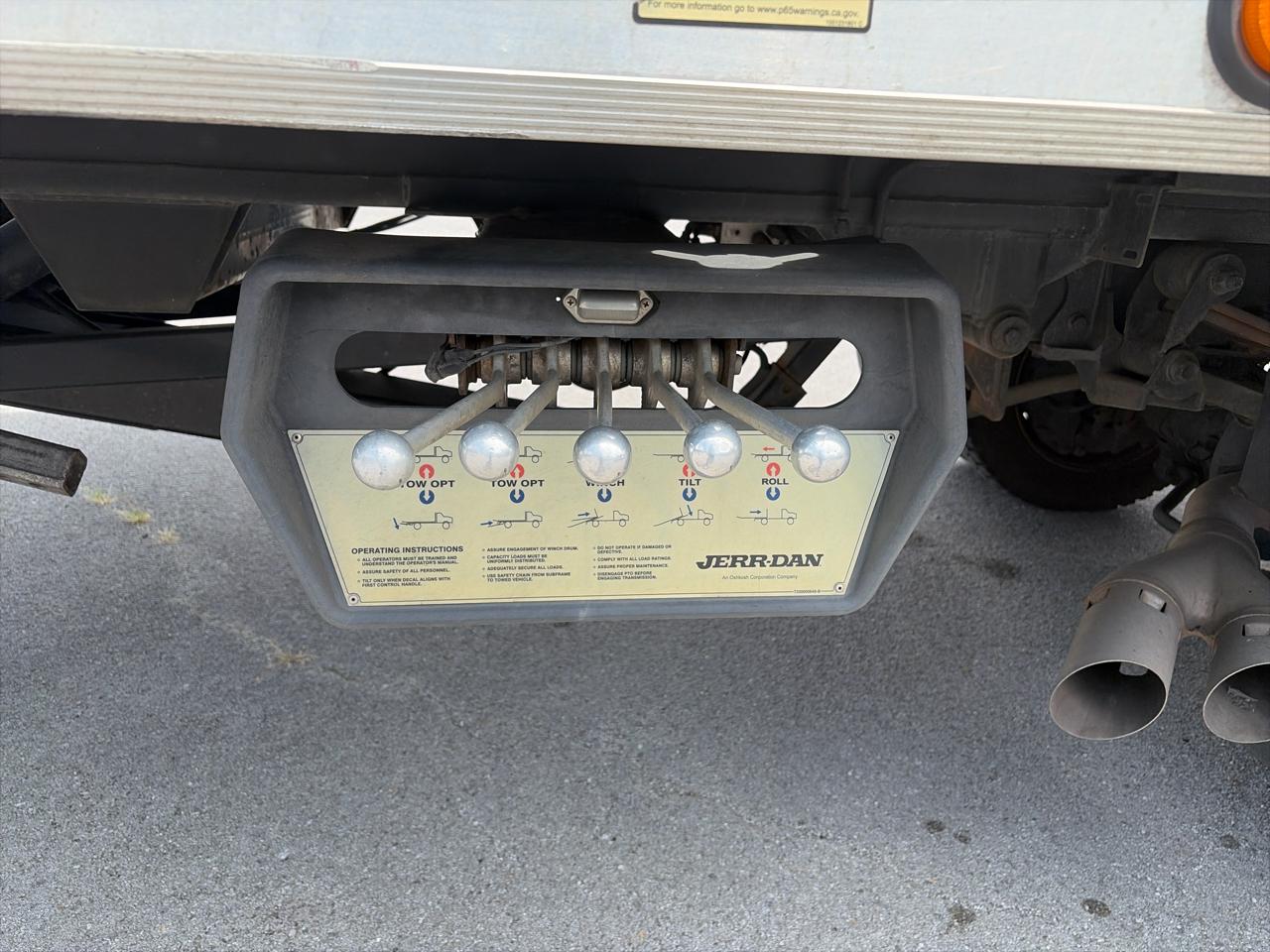 2019 Ford F-550 Super Duty Chassis Cab XLT - Photo 6