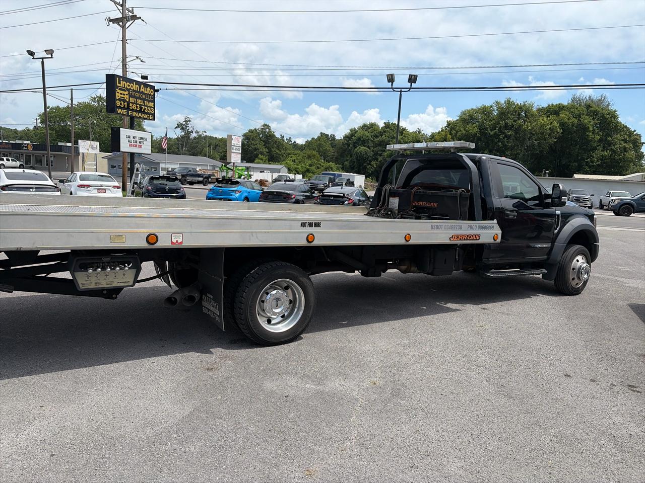 2019 Ford F-550 Super Duty Chassis Cab XLT - Photo 7