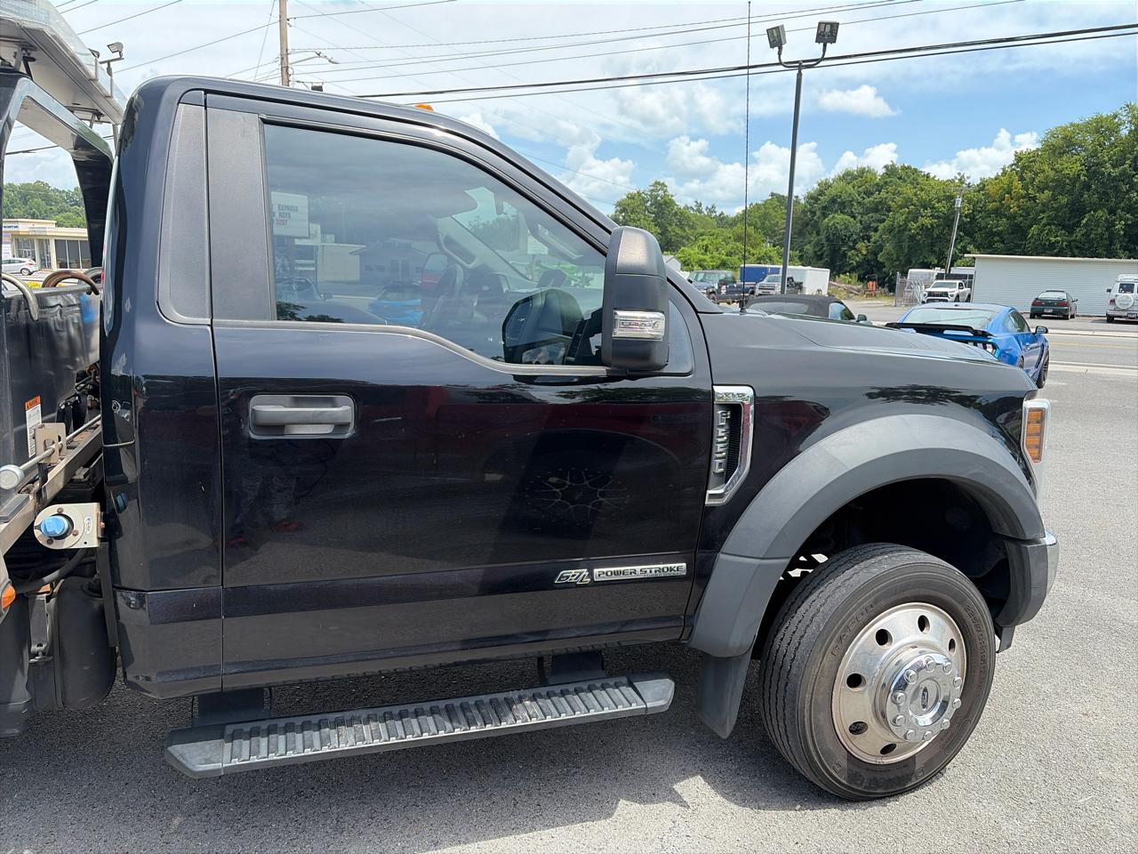 2019 Ford F-550 Super Duty Chassis Cab XLT - Photo 8
