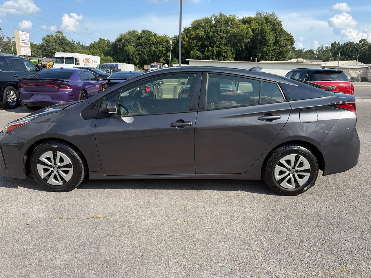 Toyota Prius LE 2021