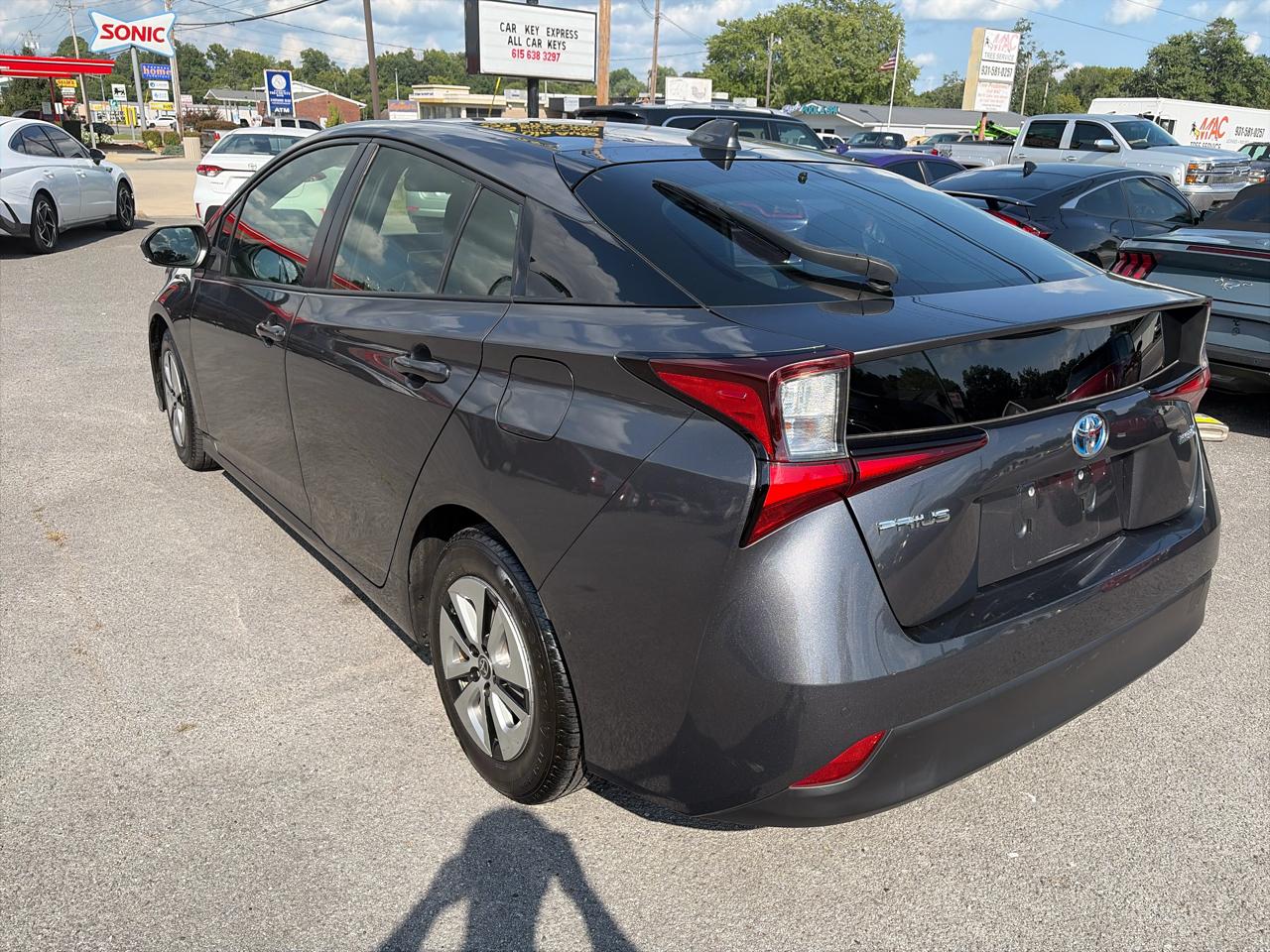 Toyota Prius LE 2021
