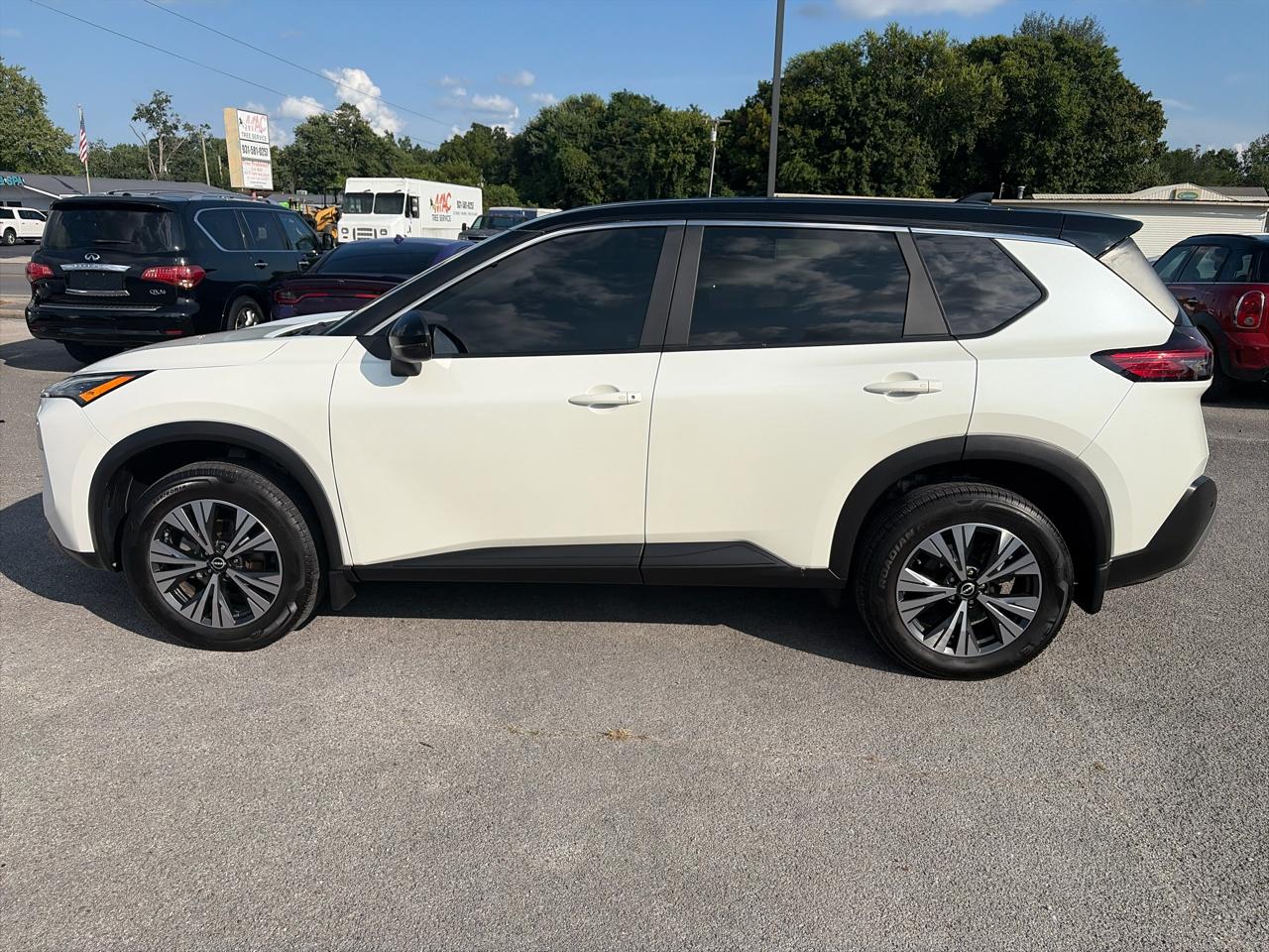 Nissan Rogue SV 2023