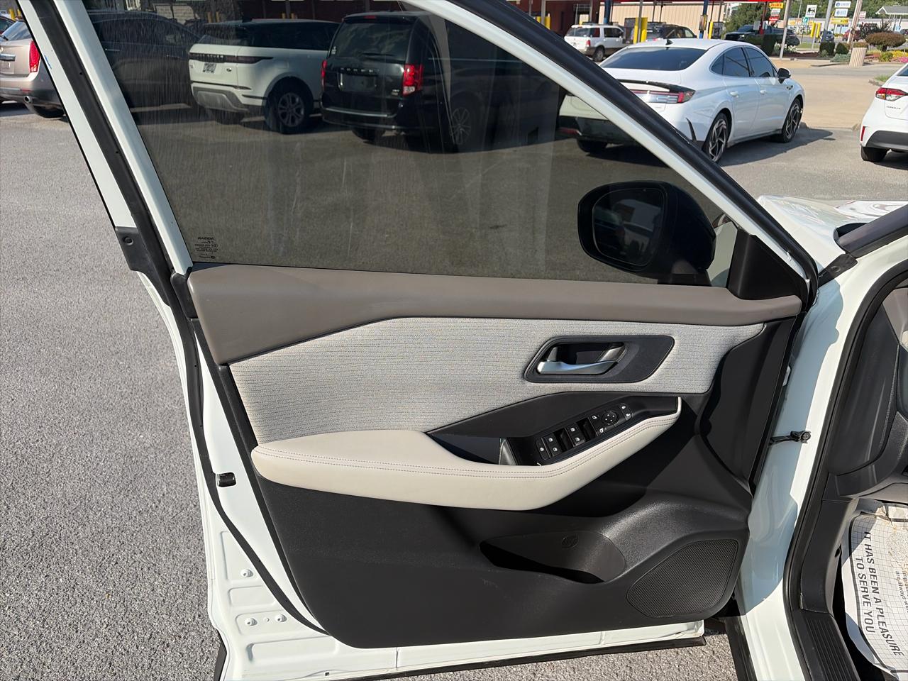 Nissan Rogue SV 2023