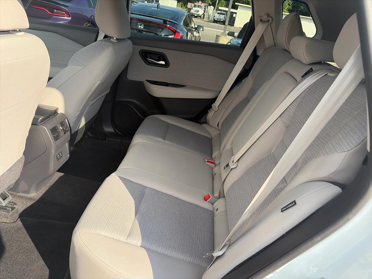 Nissan Rogue SV 2023