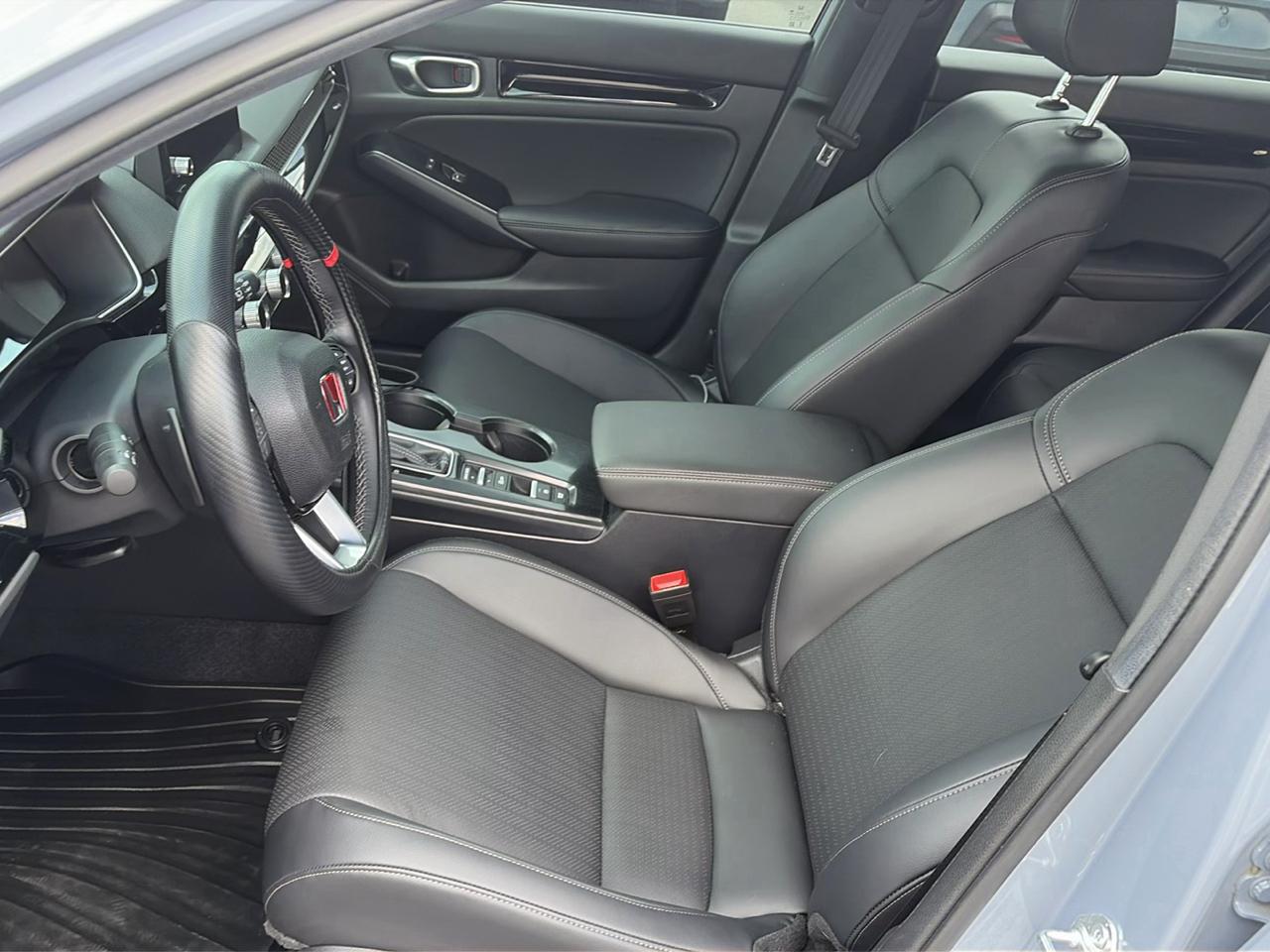 Honda Civic Base 2024