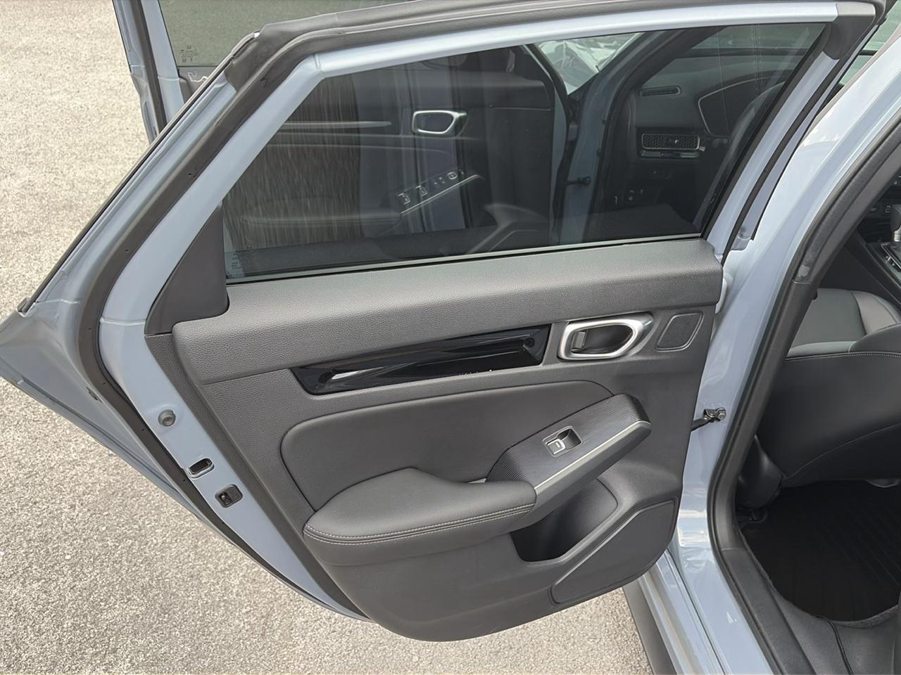 Honda Civic Base 2024