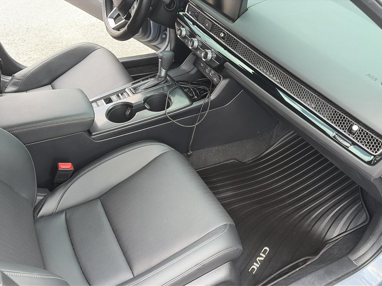 Honda Civic Base 2024