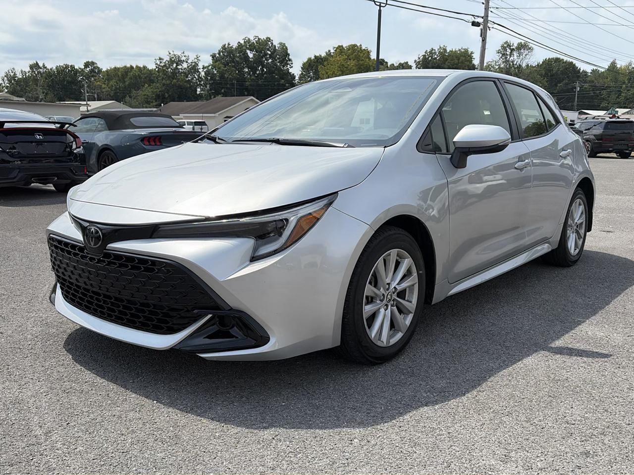 2025 Toyota Corolla SE Hatchback
