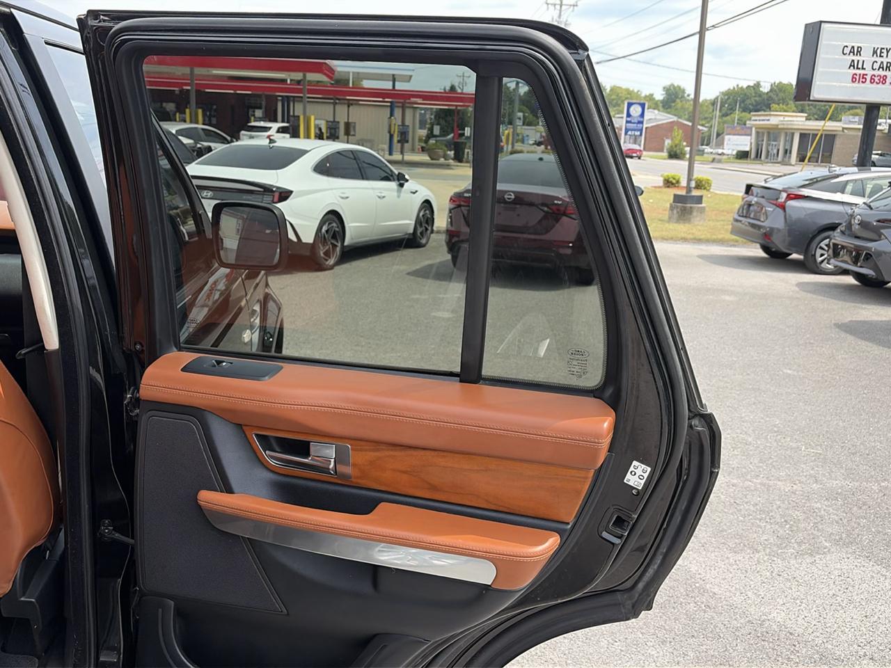 Land Rover Range Rover Sport HSE 2011