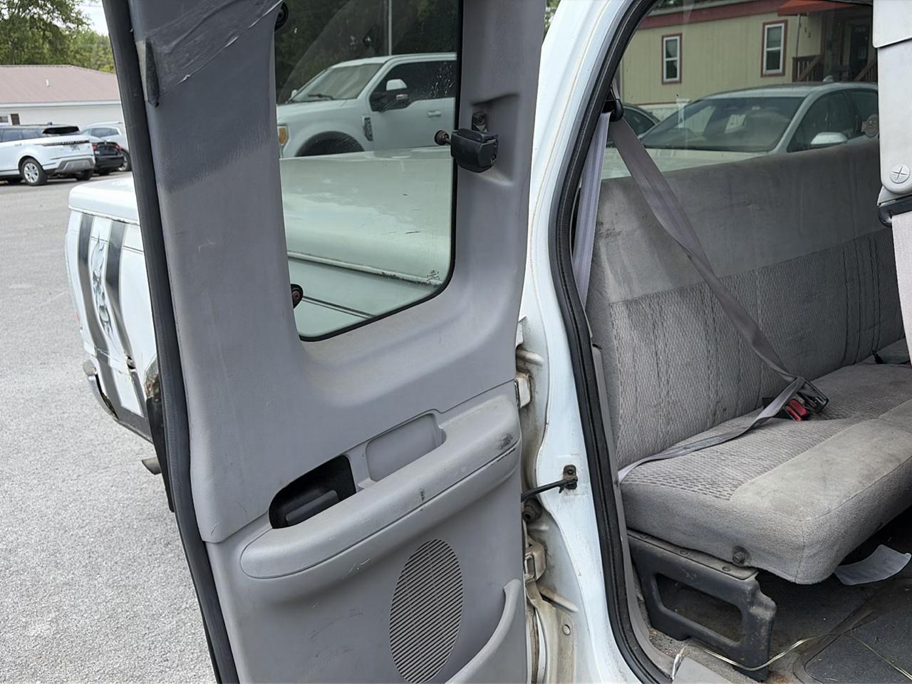Ford F-150 2WD Reg Cab 122.5" XLT 1998