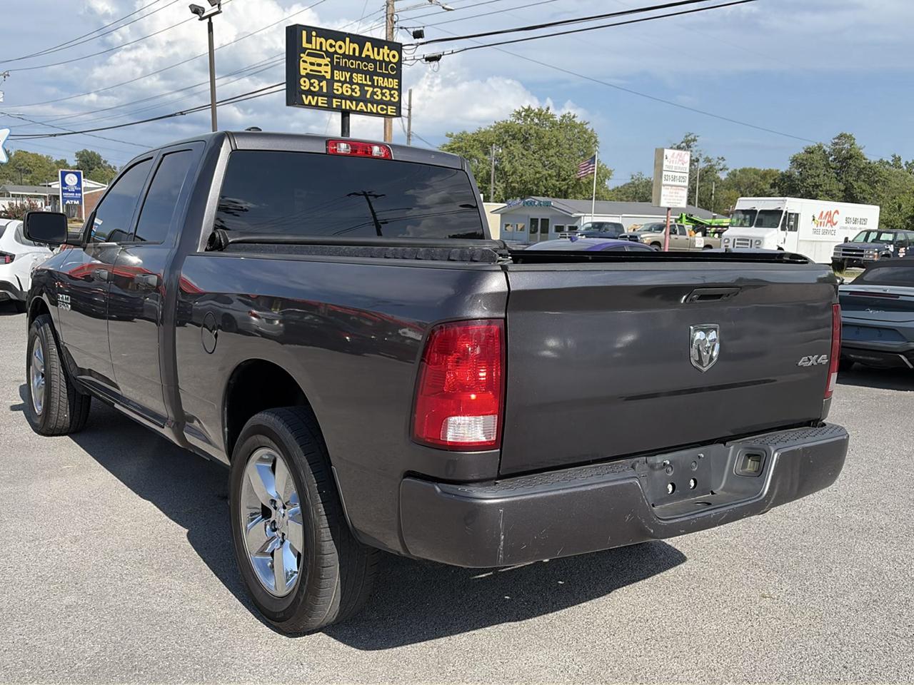 RAM 1500 4WD Crew Cab 149" SLT 2018
