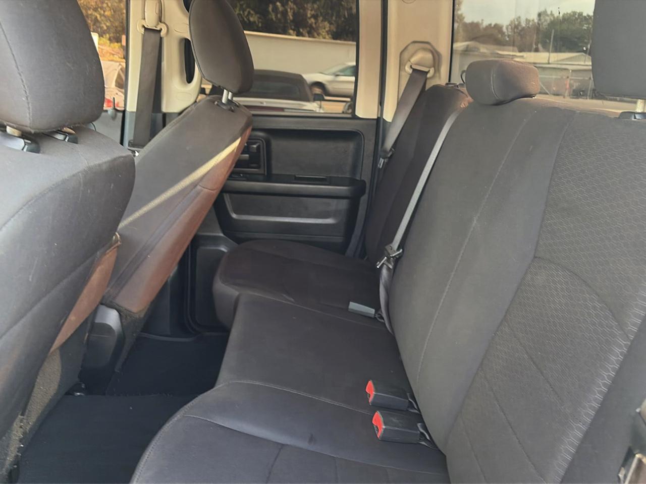 RAM 1500 4WD Crew Cab 149" SLT 2018