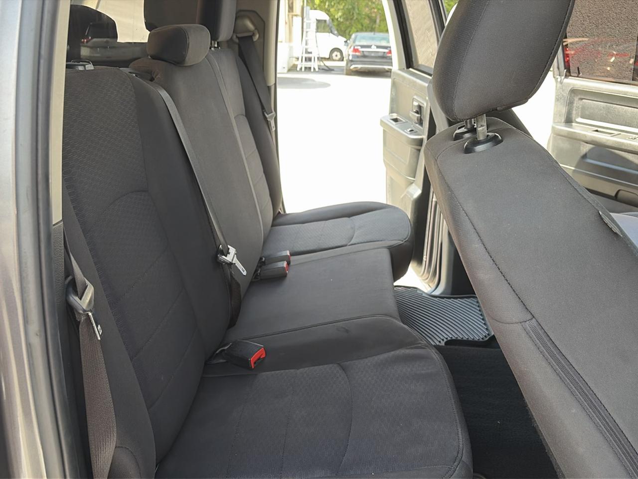 RAM 1500 4WD Crew Cab 149" SLT 2018