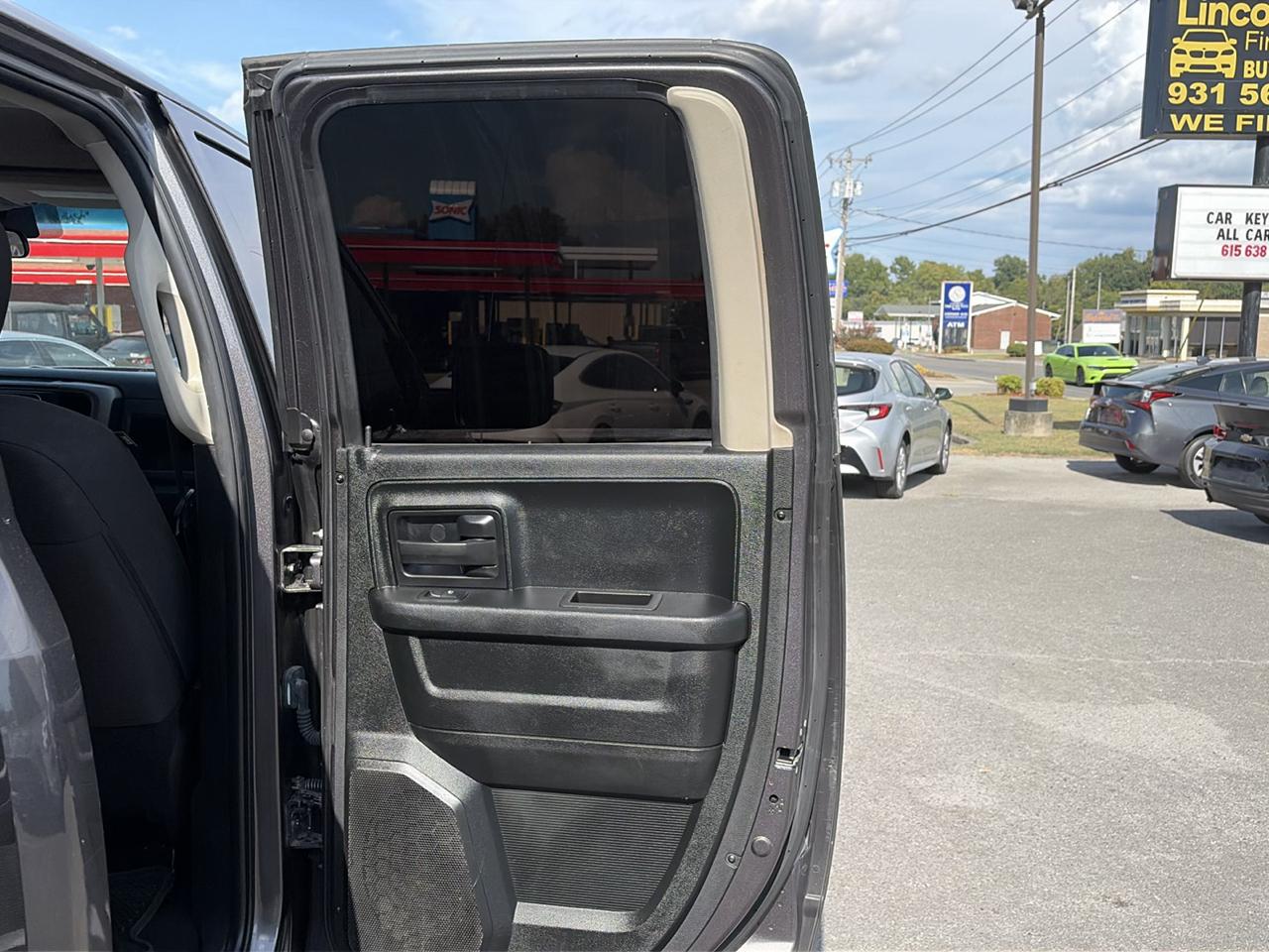 RAM 1500 4WD Crew Cab 149" SLT 2018