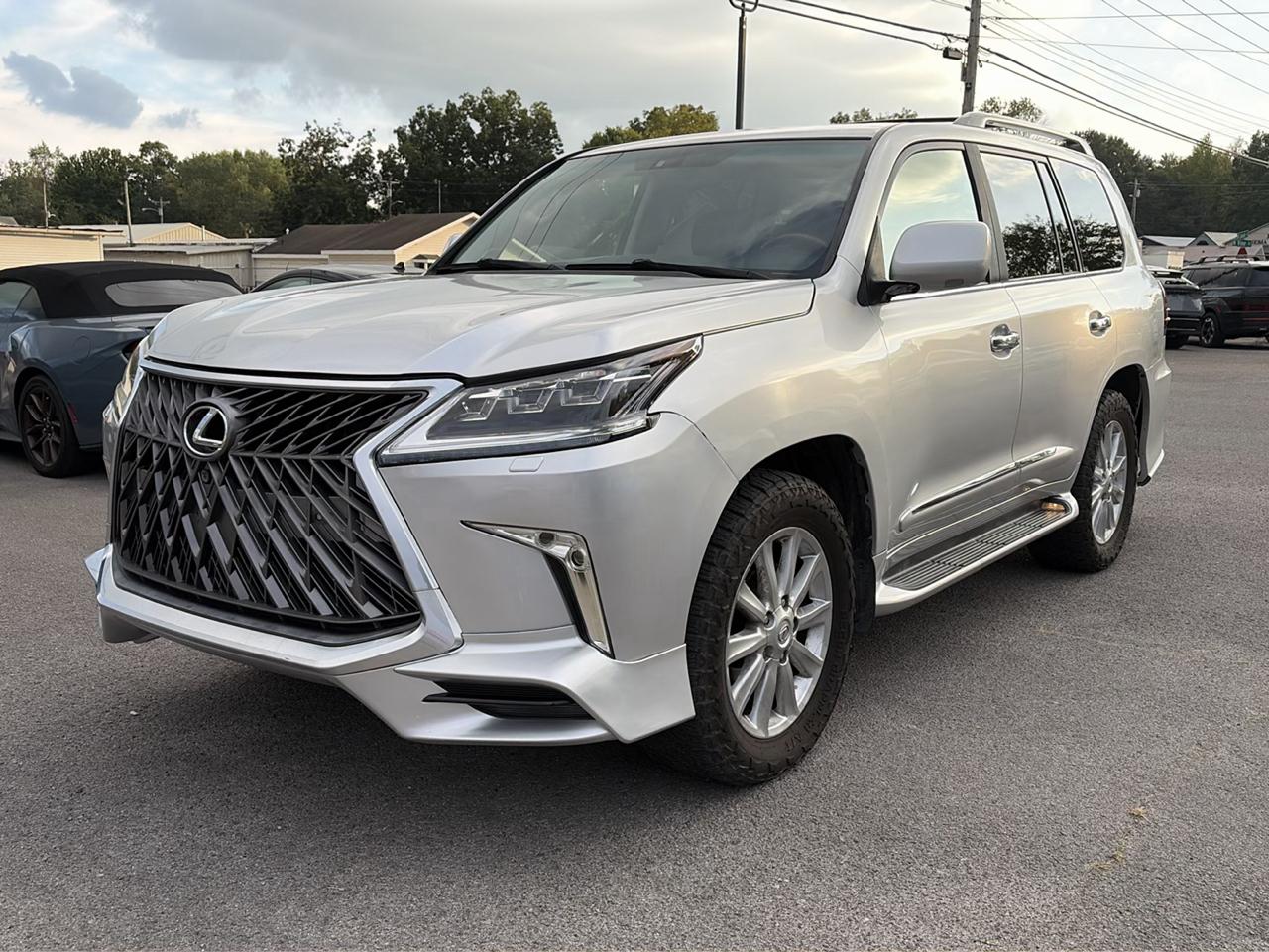 2010 Lexus LX 570 Sport Utility