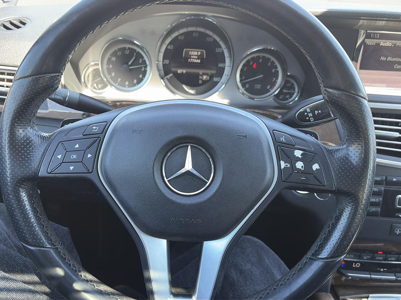 Mercedes-Benz E-Class photo 17