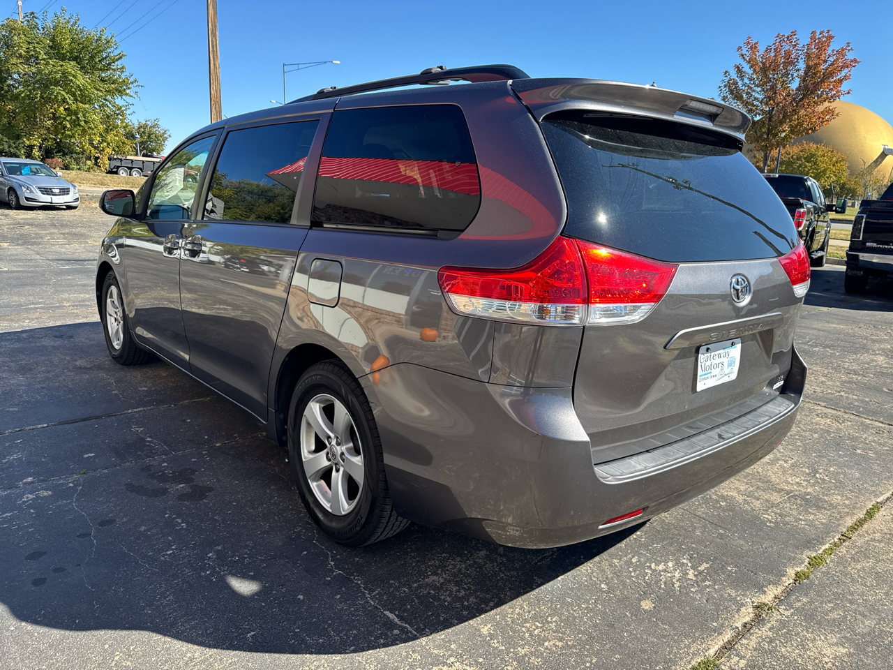 Toyota Sienna LE FWD 8-Passenger V6 2014