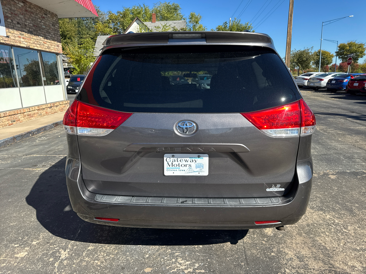 Toyota Sienna LE FWD 8-Passenger V6 2014