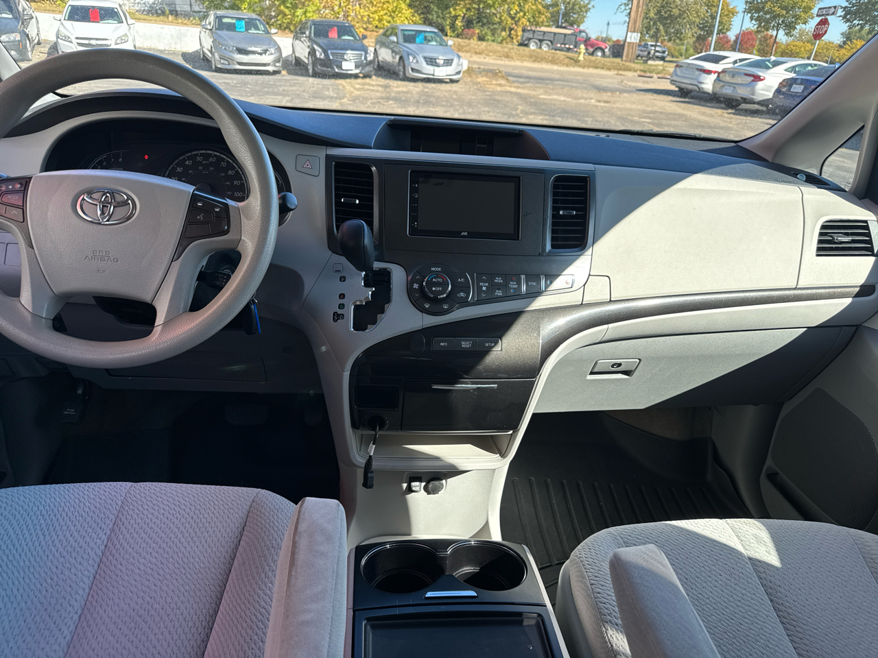 Toyota Sienna LE FWD 8-Passenger V6 2014