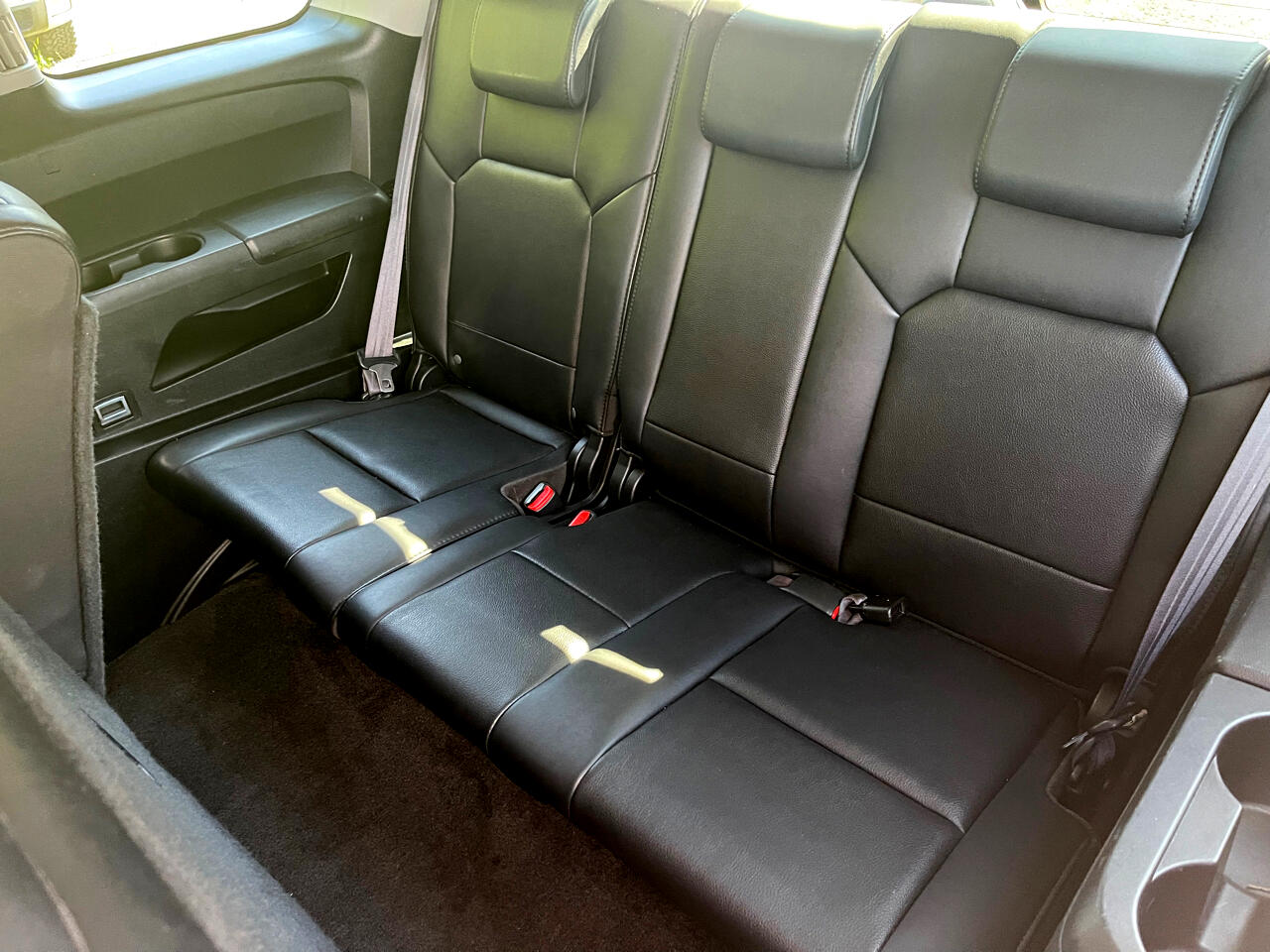 Honda Pilot EX-L 2WD 5-Spd AT 2011 Honda Pilot EX-L 2WD 5-Spd AT 2011