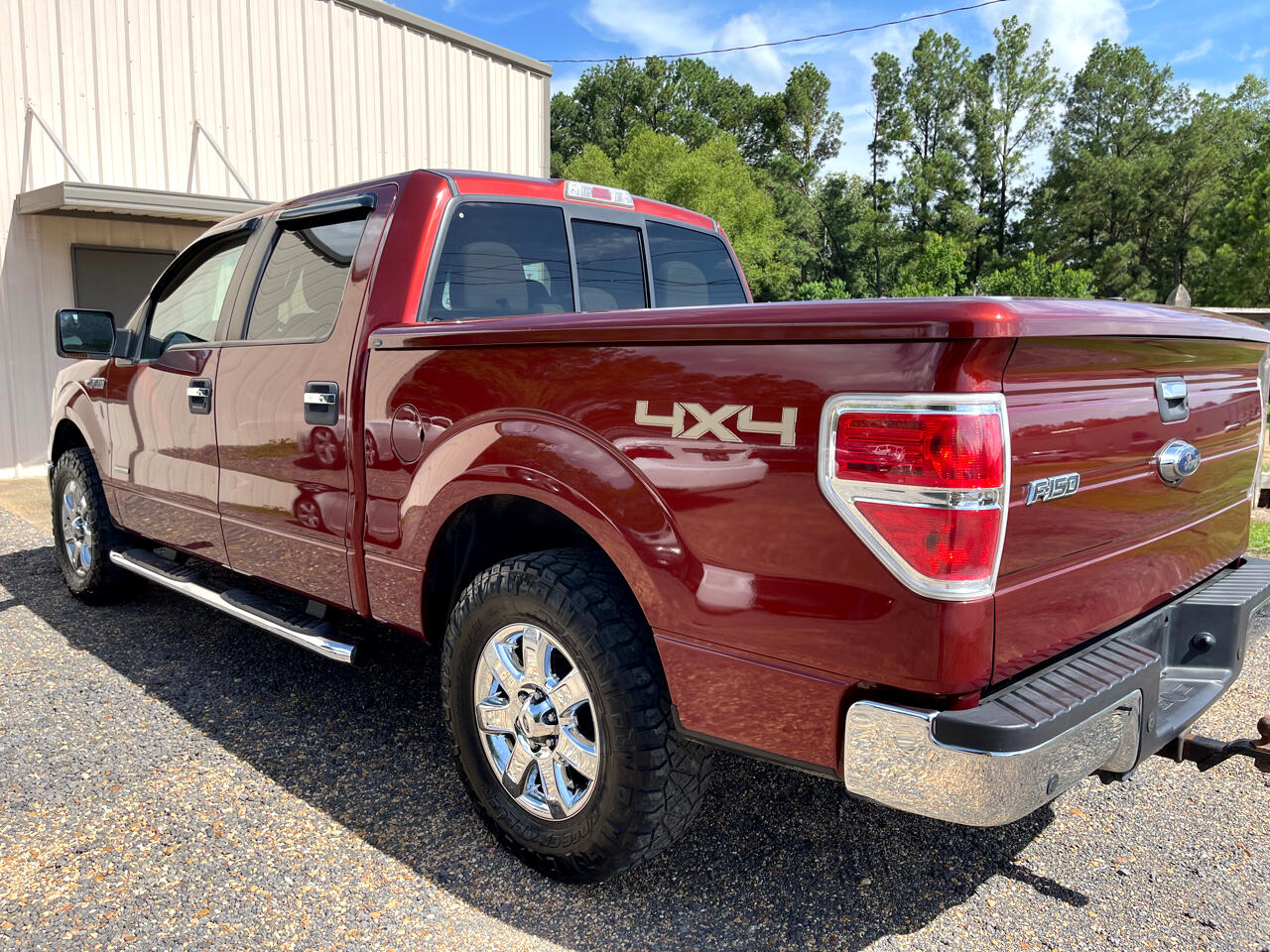 Ford F-150 XLT SuperCrew 5.5-ft. Bed 4WD 2014 Ford F-150 XLT SuperCrew 5.5-ft. Bed 4WD 2014