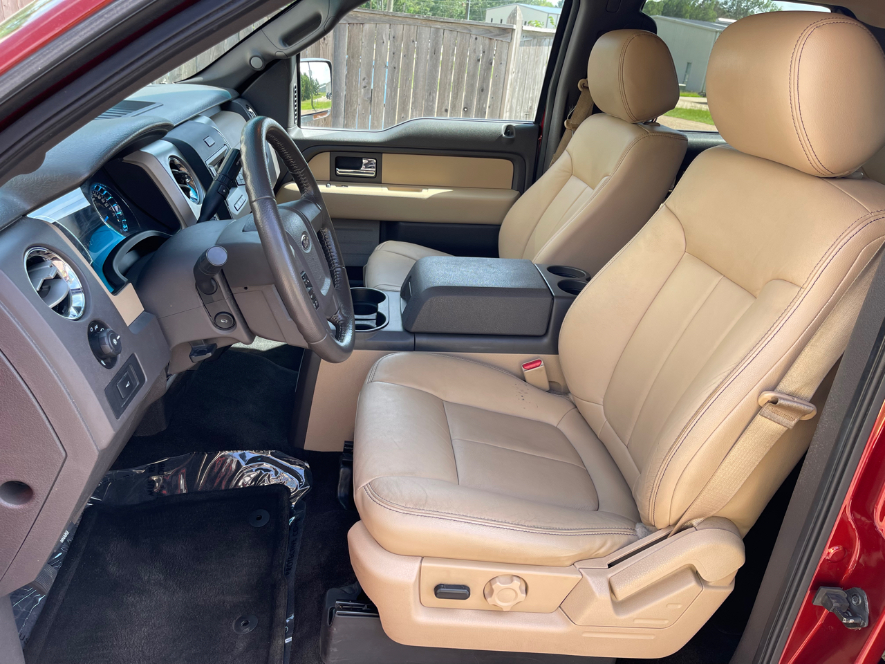 Ford F-150 XLT SuperCrew 5.5-ft. Bed 4WD 2014 Ford F-150 XLT SuperCrew 5.5-ft. Bed 4WD 2014