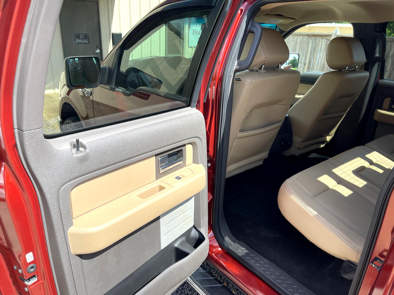 Ford F-150 XLT SuperCrew 5.5-ft. Bed 4WD 2014 Ford F-150 XLT SuperCrew 5.5-ft. Bed 4WD 2014