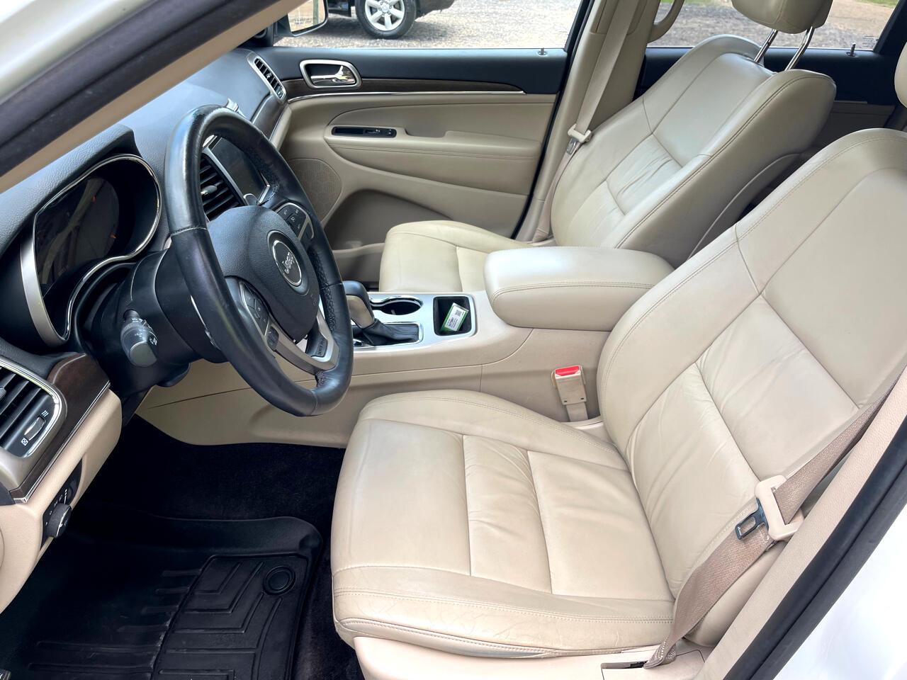 Jeep Grand Cherokee Limited 2WD 2016 Jeep Grand Cherokee Limited 2WD 2016