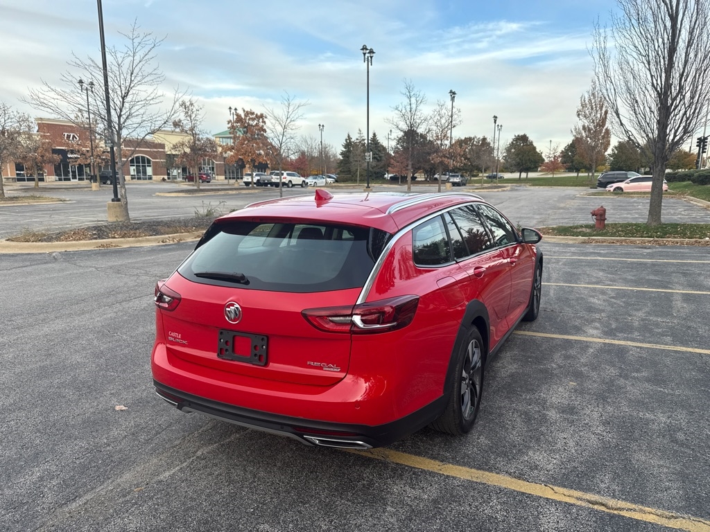 Buick Regal TourX Essence 2018