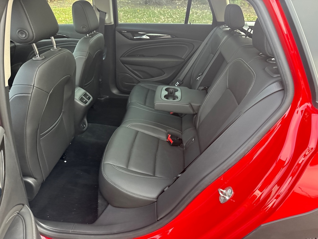 Buick Regal TourX Essence 2018