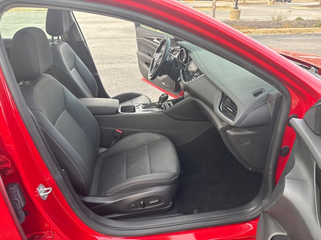 Buick Regal TourX Essence 2018