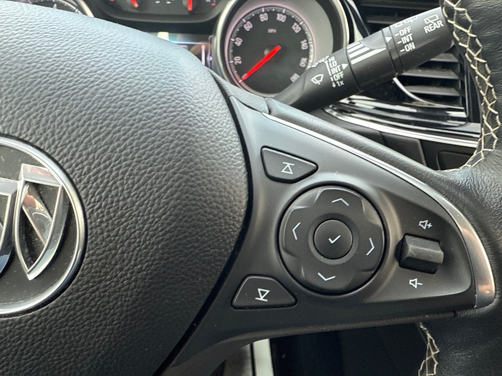 Buick Regal TourX Essence 2018