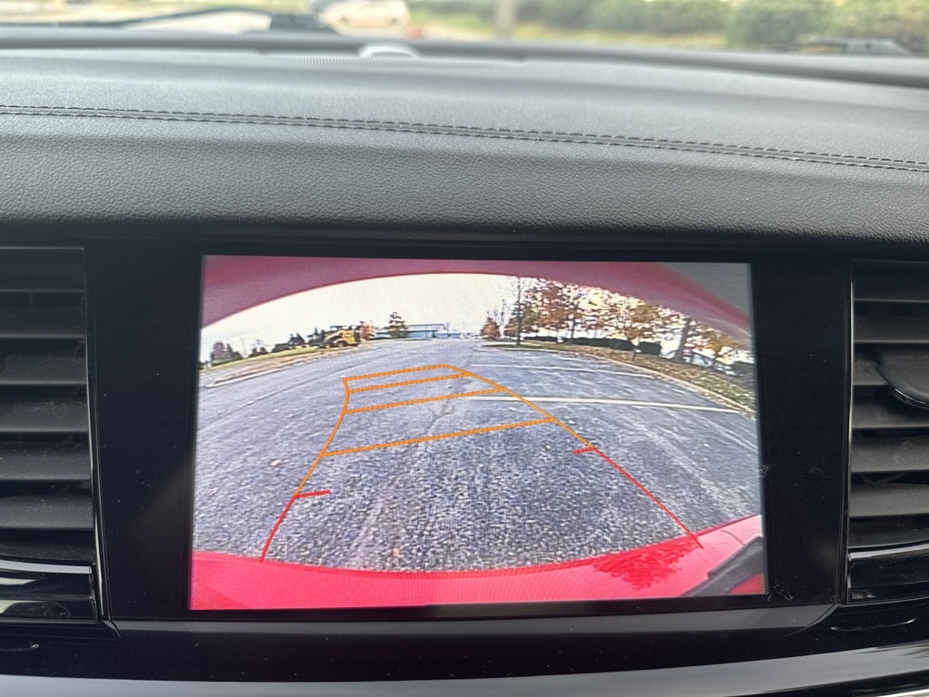 Buick Regal TourX Essence 2018