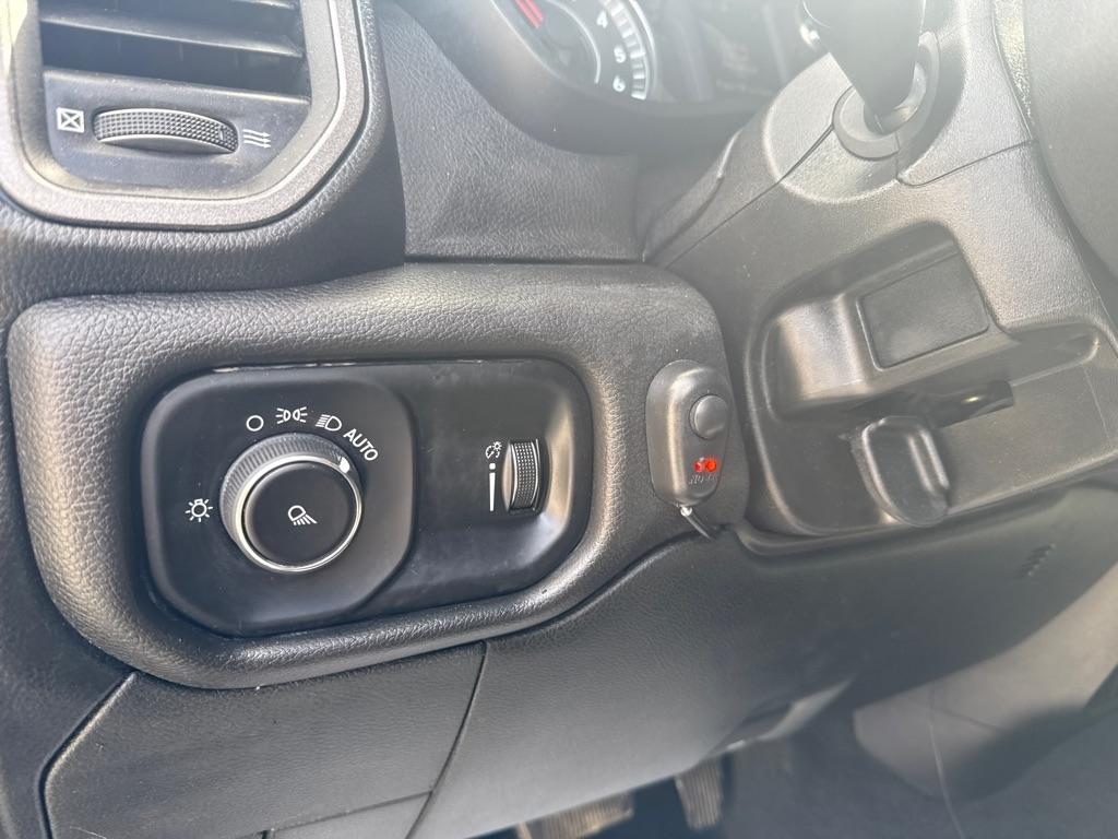 RAM 2500 Tradesman Crew Cab LWB 4WD 2024