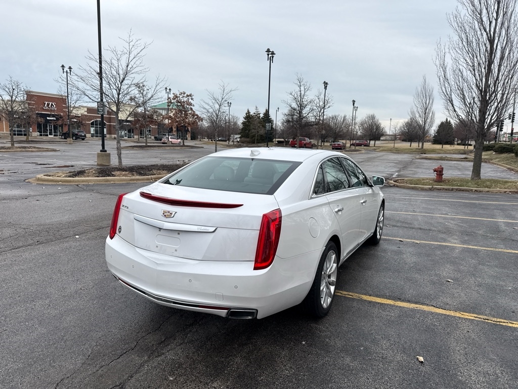 Cadillac XTS Luxury FWD 2017