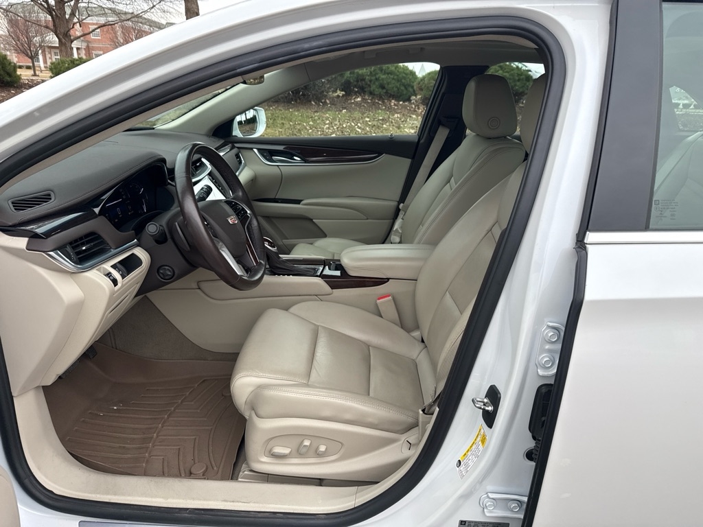 Cadillac XTS Luxury FWD 2017