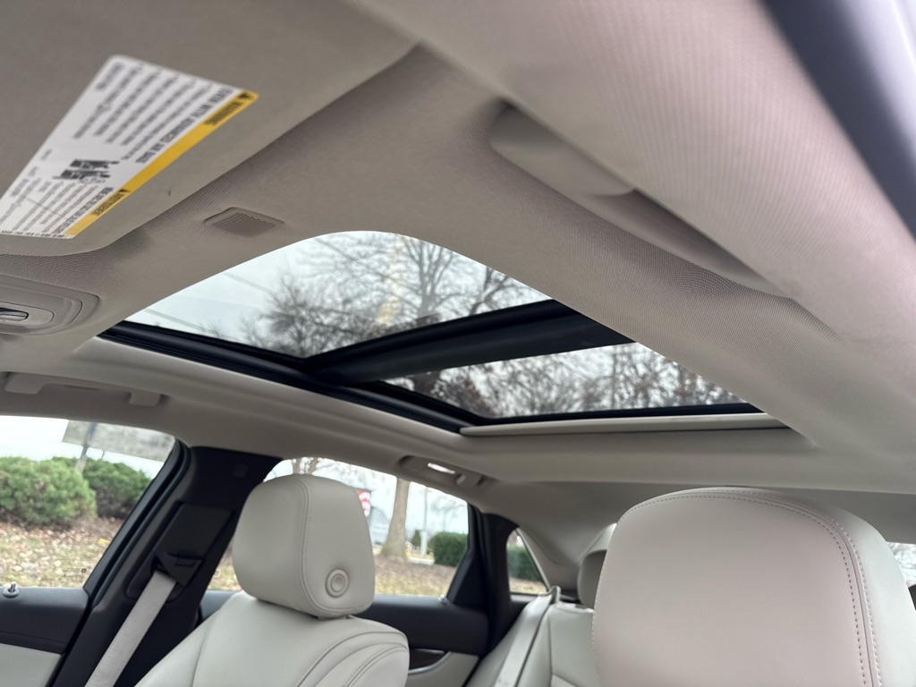 Cadillac XTS Luxury FWD 2017