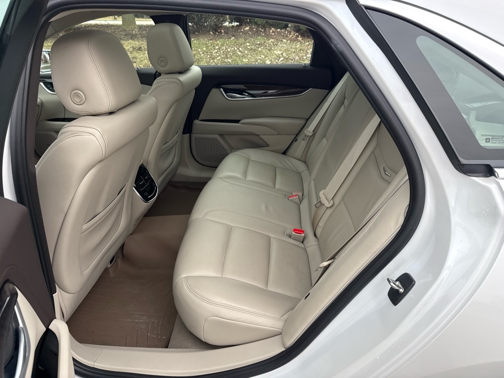 Cadillac XTS Luxury FWD 2017