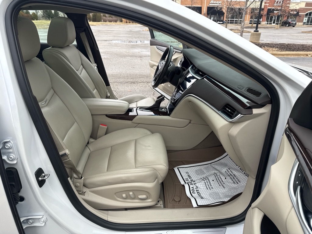 Cadillac XTS Luxury FWD 2017