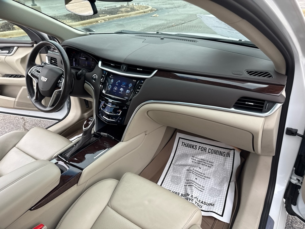 Cadillac XTS Luxury FWD 2017