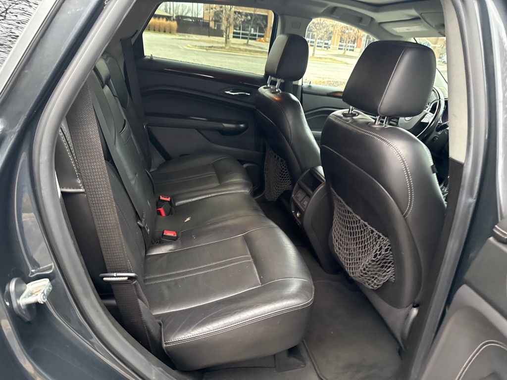 Cadillac SRX Luxury 2012