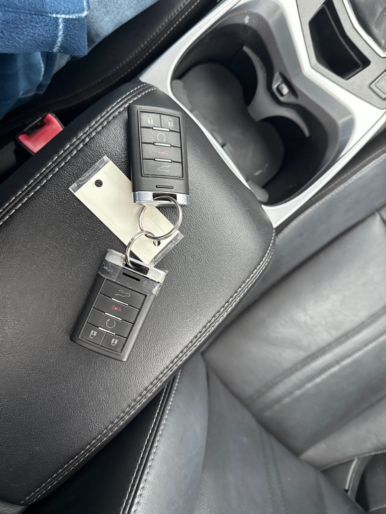 Cadillac SRX Luxury 2012