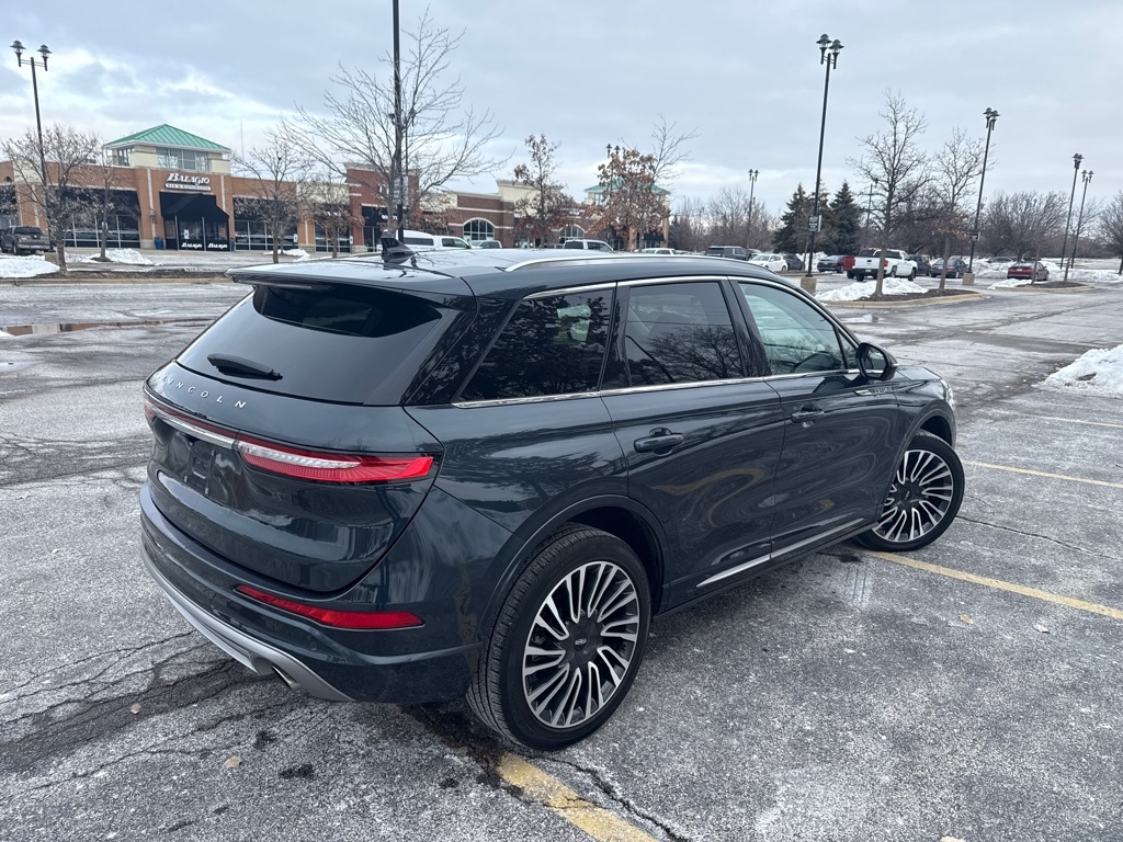 Lincoln Corsair Reserve AWD 2021