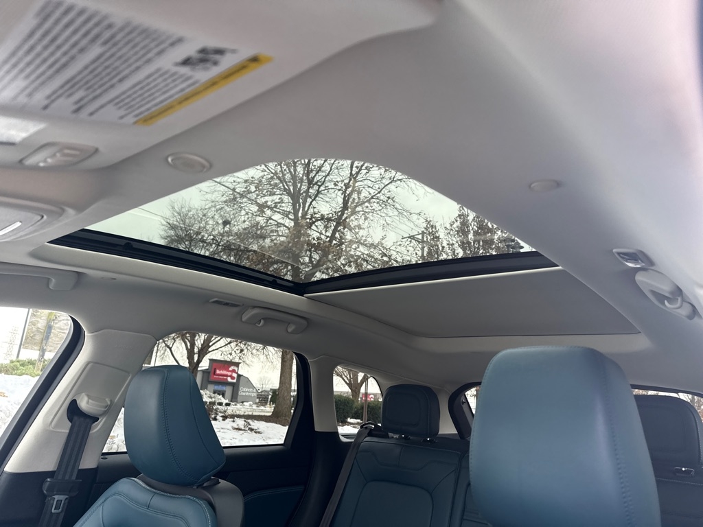 Lincoln Corsair Reserve AWD 2021