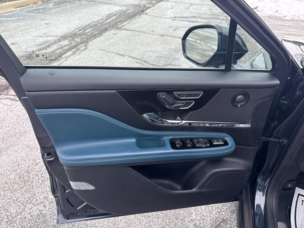 Lincoln Corsair Reserve AWD 2021