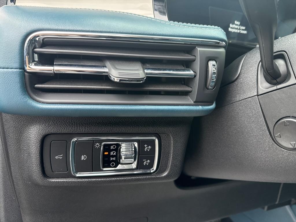 Lincoln Corsair Reserve AWD 2021