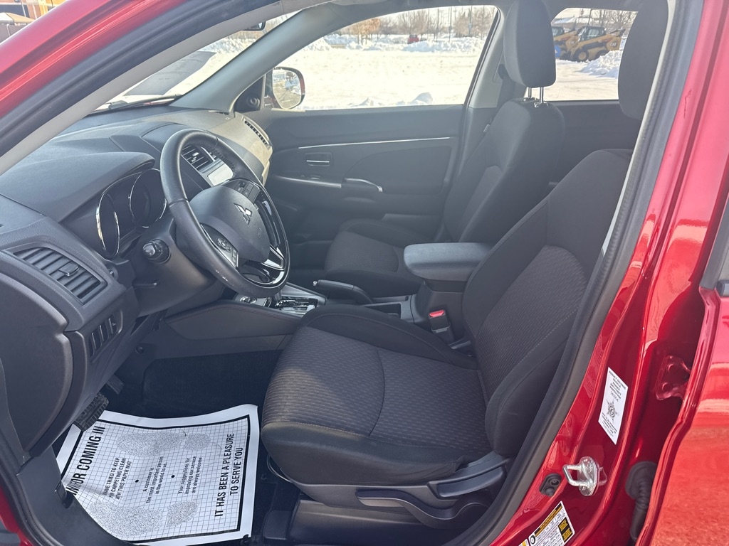 Mitsubishi Outlander Sport 2.0 ES 4WD CVT 2019