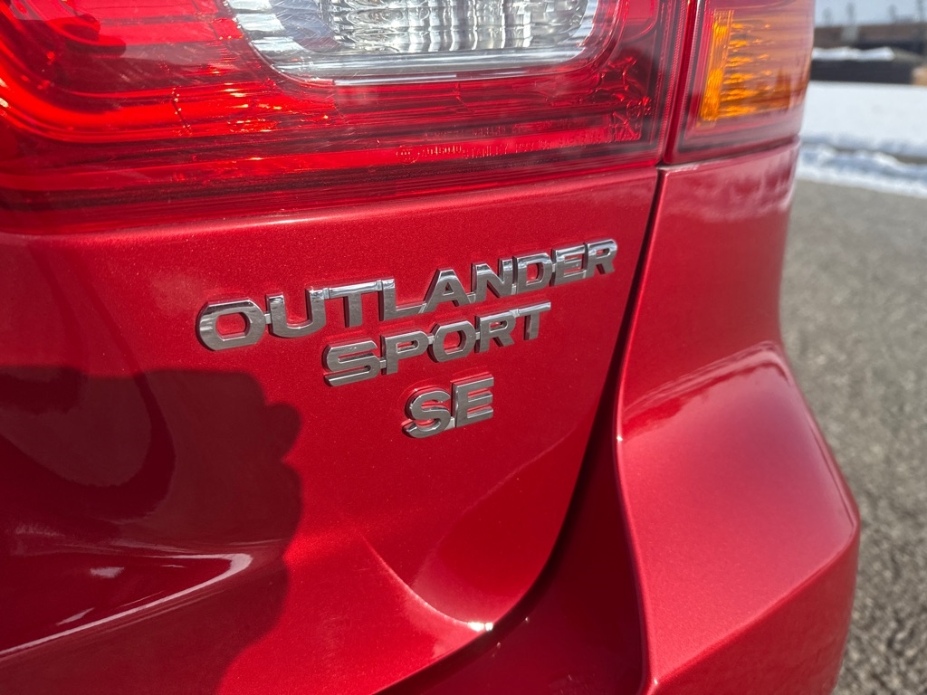 Mitsubishi Outlander Sport 2.0 ES 4WD CVT 2019